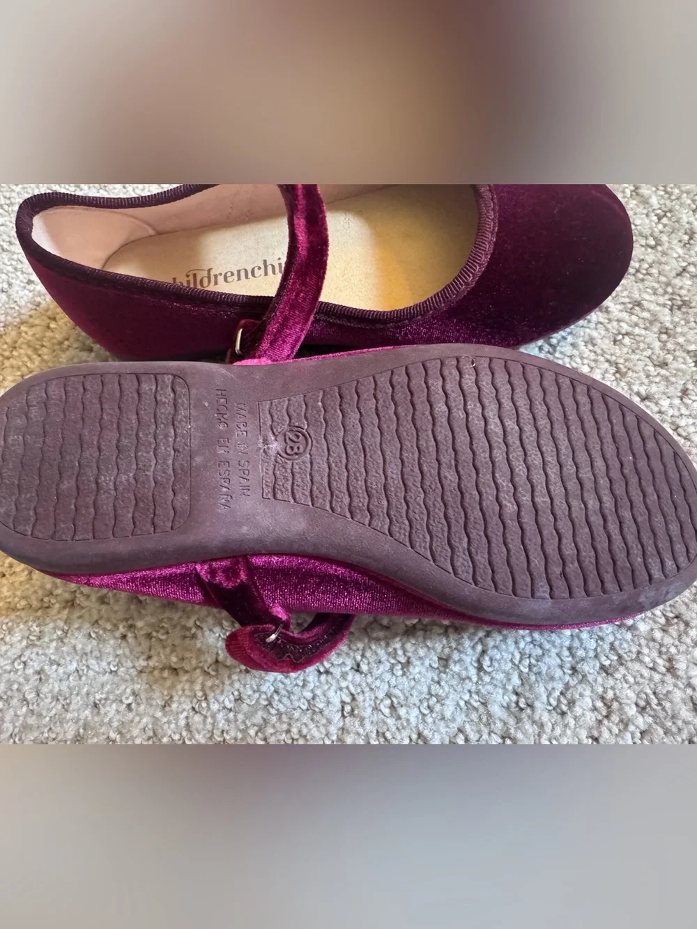 Girls Velvet Mary Jane Dress Shoes in Wine